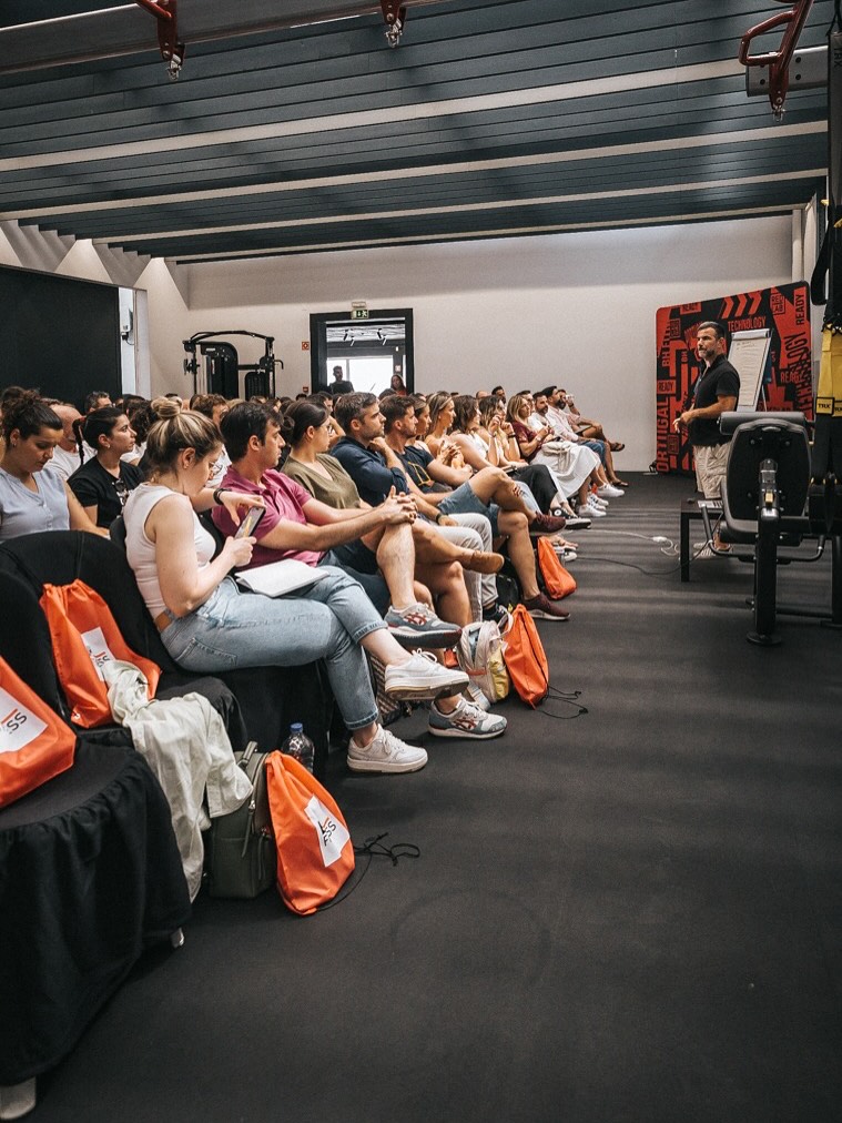 Ontem, em Aveiro, realizámos mais uma edição do Business Summit, num momento de viragem para que.jpg